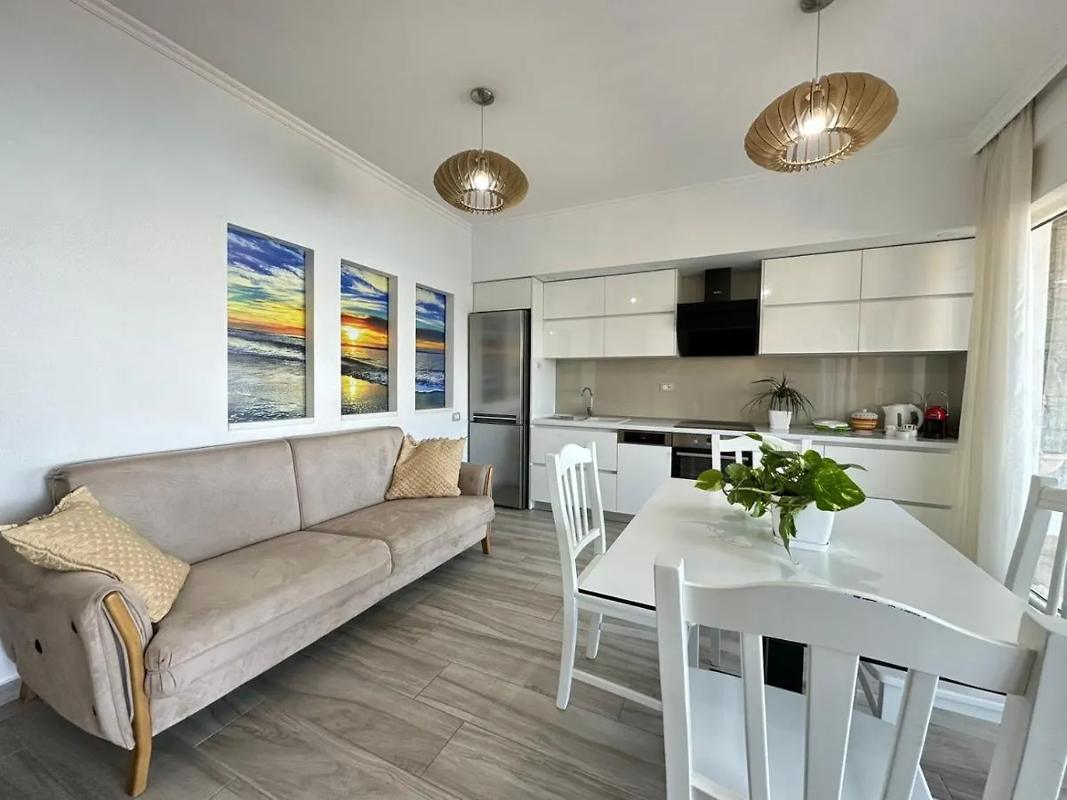 Home Aquamarine & Residence Vlore Apartment