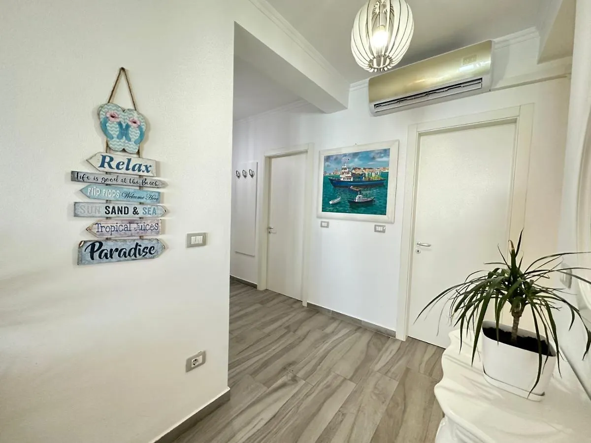 Home Aquamarine & Residence Vlore Apartment