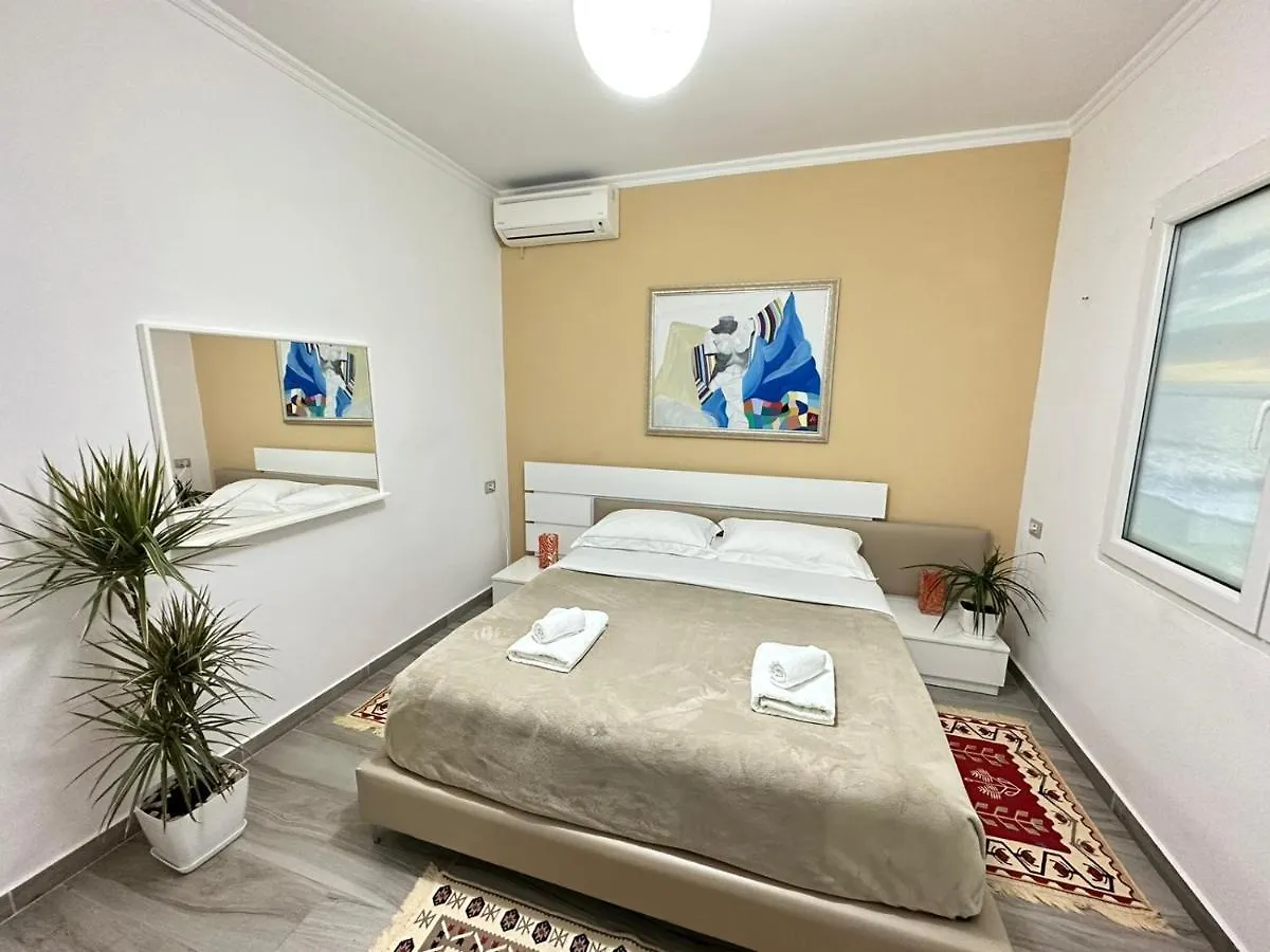 Home Aquamarine & Residence Vlore 0*,