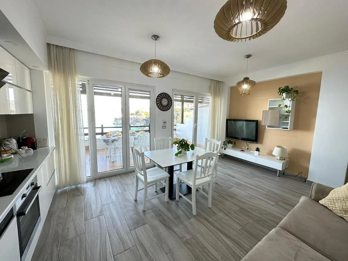 Apartment Home Aquamarine & Residence Vlore